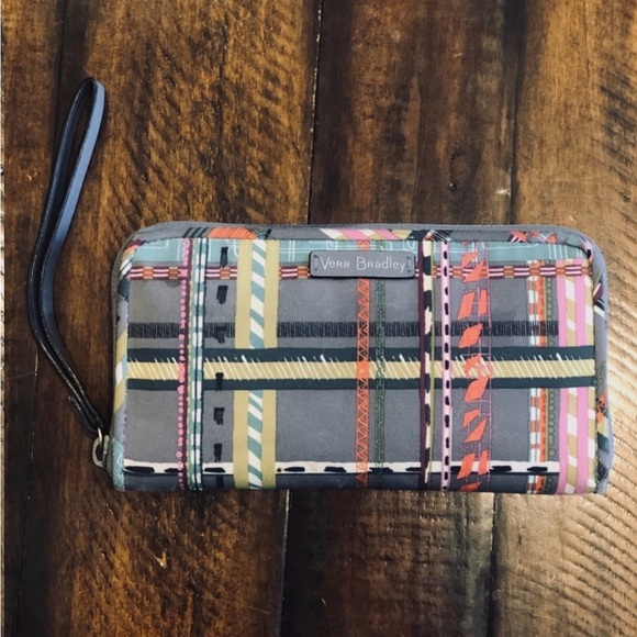 Vera Bradley Midtown City Plaid RFID zip around wallet wristlet - Picture 15 of 15